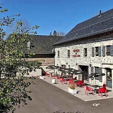 Du Cezallier 4*
